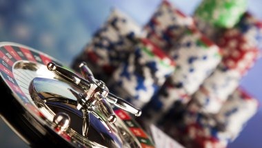 Live blackjack: side-bet variants and transparent card feed Live blackjack dealer at diva lotre new table